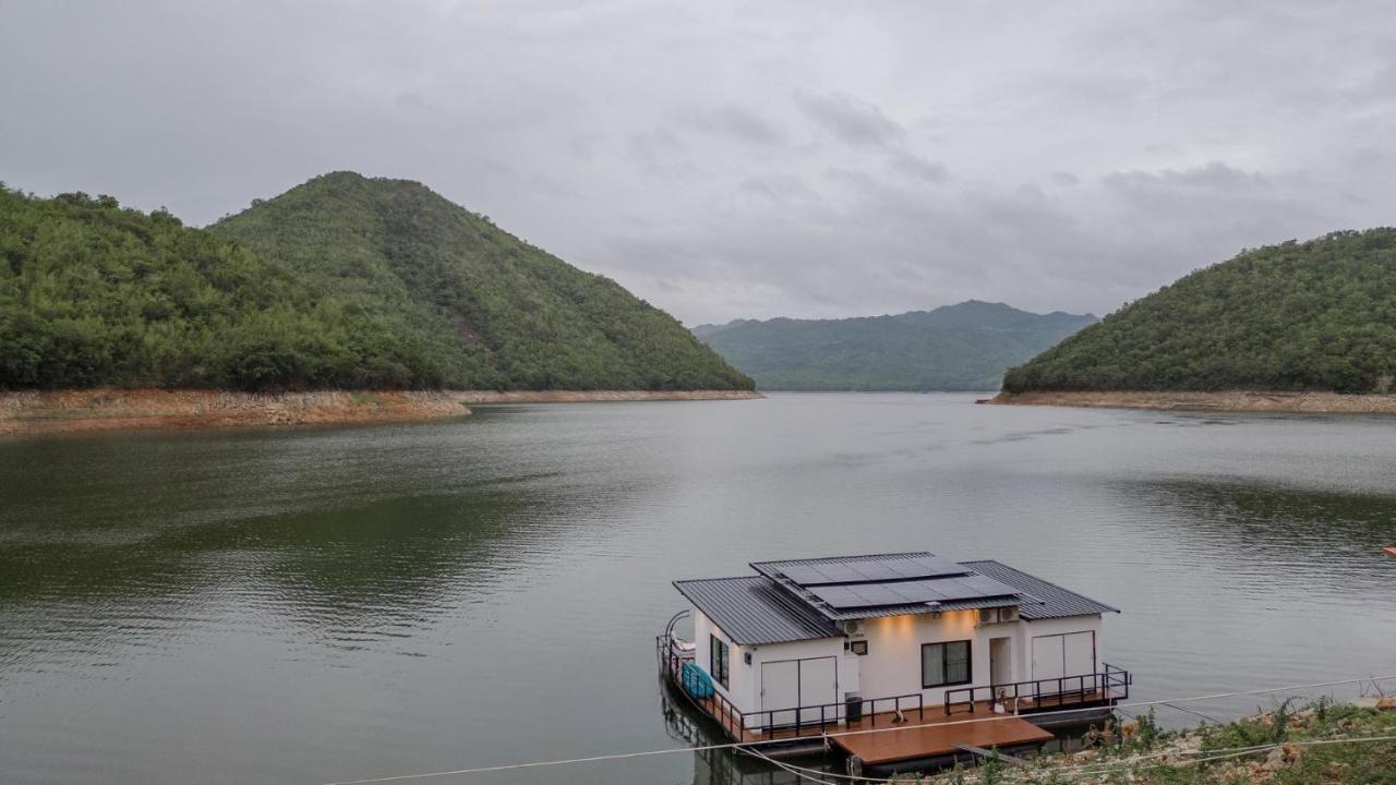 Ban Wang Khun Knachen Lakeation Kanchanaburi מראה חיצוני תמונה